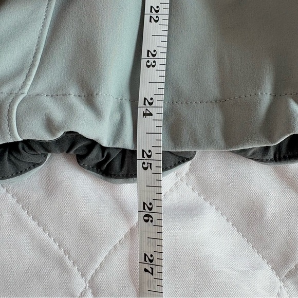 The North Face Summit Series Fleece Lined Jacket - Picture 10 of 10